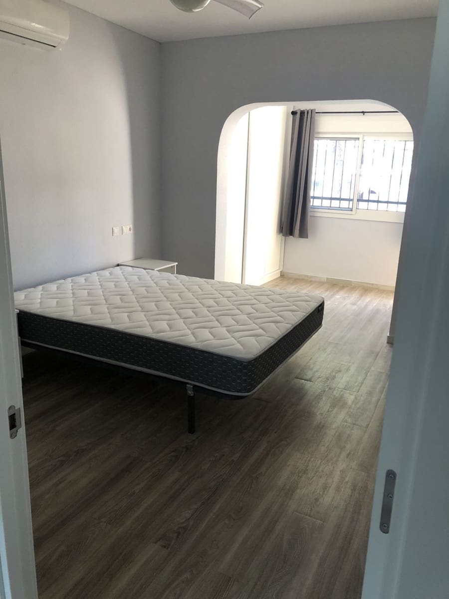 3 makuuhuone Paritalo myytävänä paikassa Calahonda - 450 000 € (Ref: 9677279)