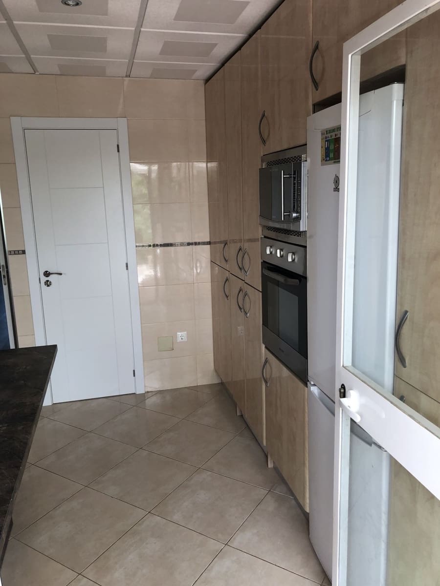 3 makuuhuone Paritalo myytävänä paikassa Calahonda - 450 000 € (Ref: 9677279)