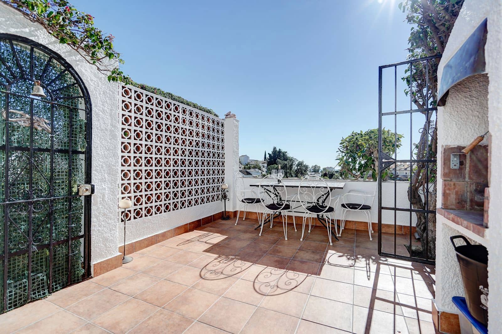 2 slaapkamer Villa te koop in Calahonda - € 385.000 (Ref: 9677281)