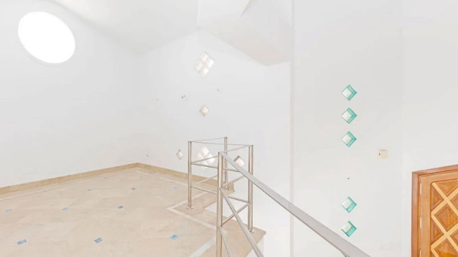 Chalet de 5 habitaciones en Benahavís en venta - 2.150.000 € (Ref: 9677283)