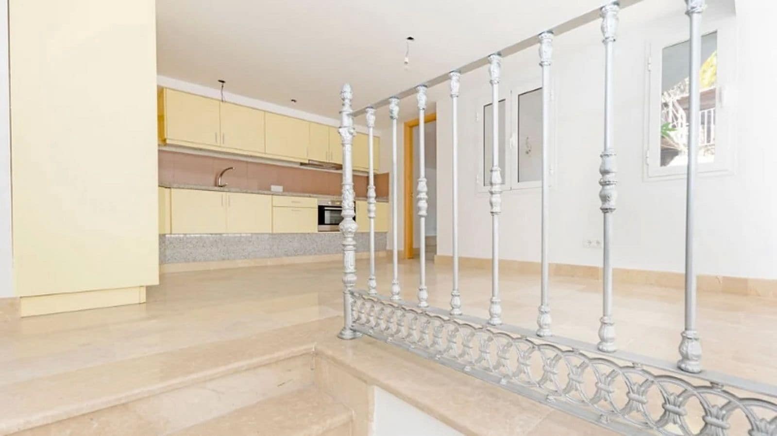 Chalet de 5 habitaciones en Benahavís en venta - 2.150.000 € (Ref: 9677283)