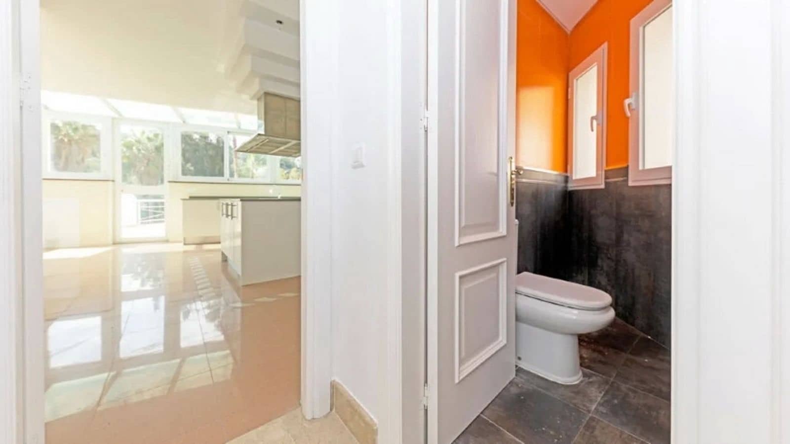 Chalet de 5 habitaciones en Benahavís en venta - 2.150.000 € (Ref: 9677283)