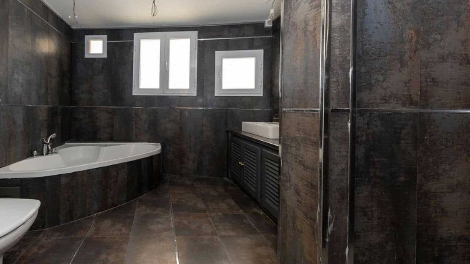 Chalet de 5 habitaciones en Benahavís en venta - 2.150.000 € (Ref: 9677283)