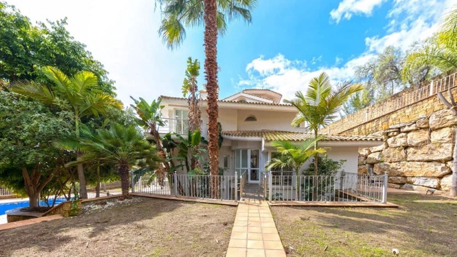 Chalet de 5 habitaciones en Benahavís en venta - 2.150.000 € (Ref: 9677283)