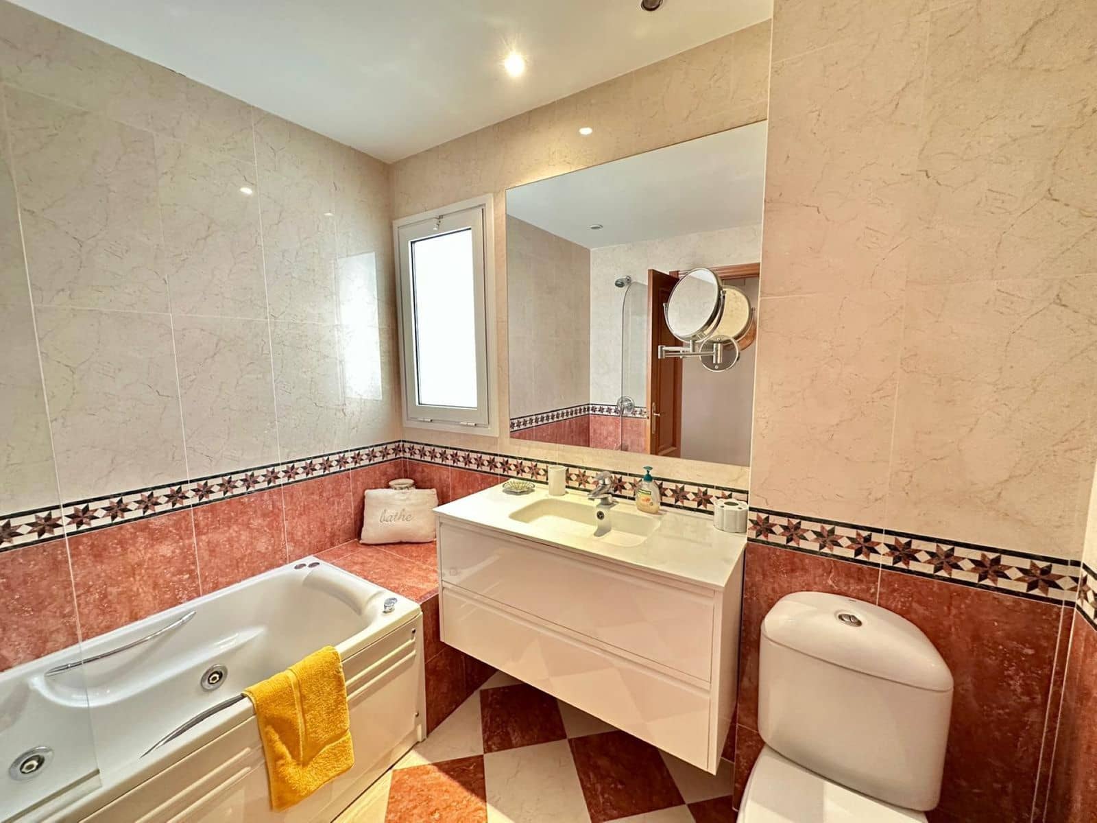 2 sovrum Lägenhet till salu i Nueva Andalucia - 600 000 € (Ref: 9677284)