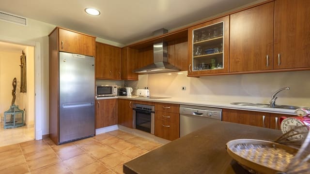 3 sypialnia Apartament na sprzedaż w Manilva - 350 000 € (Ref: 9677285)