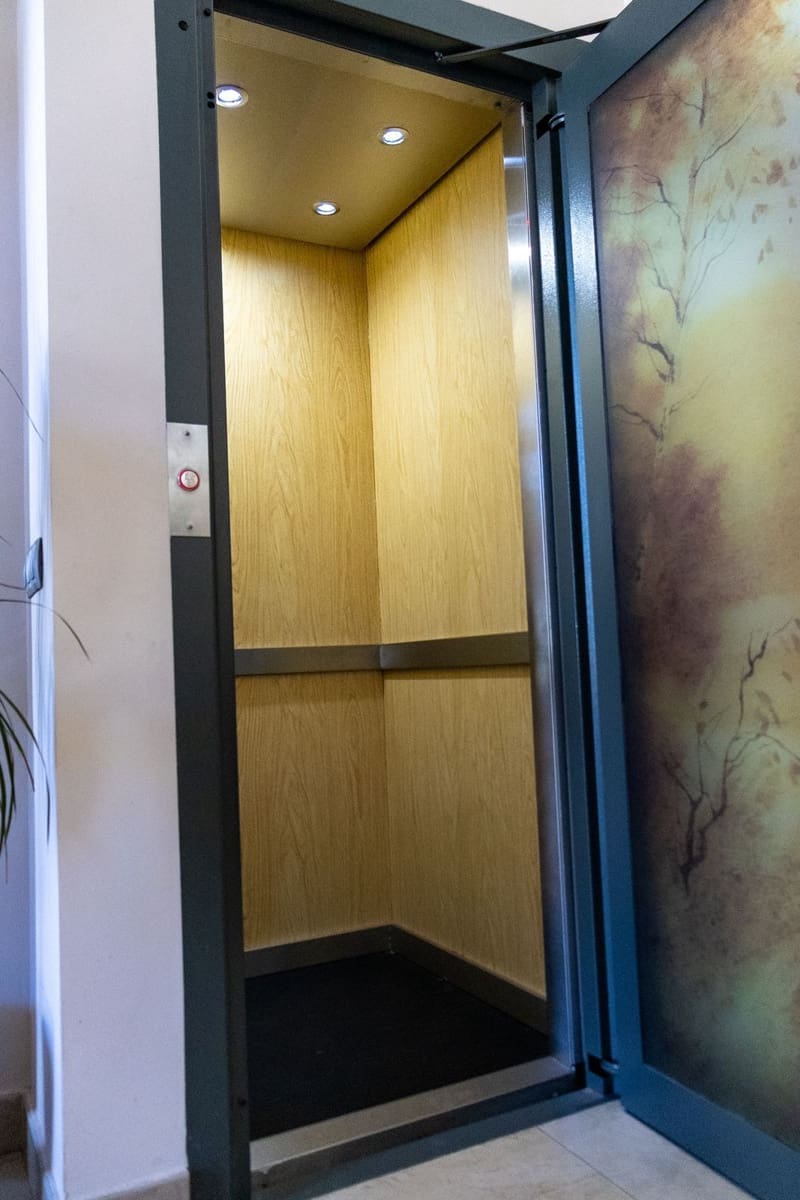 Chalet de 6 habitaciones en Torremolinos en venta - 1.500.000 € (Ref: 9677287)