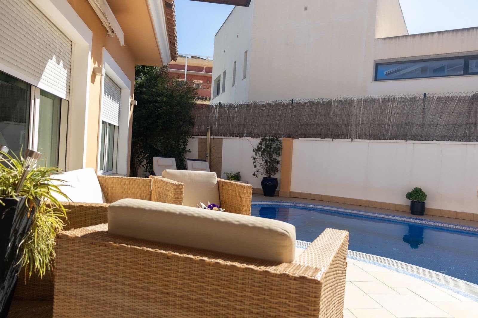 Chalet de 6 habitaciones en Torremolinos en venta - 1.500.000 € (Ref: 9677287)