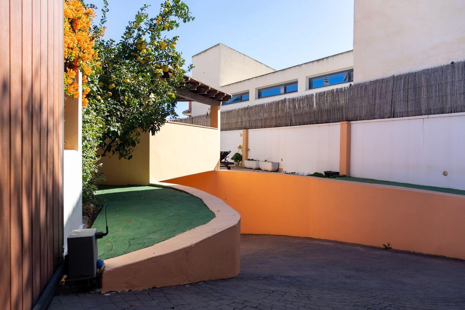 Chalet de 6 habitaciones en Torremolinos en venta - 1.500.000 € (Ref: 9677287)