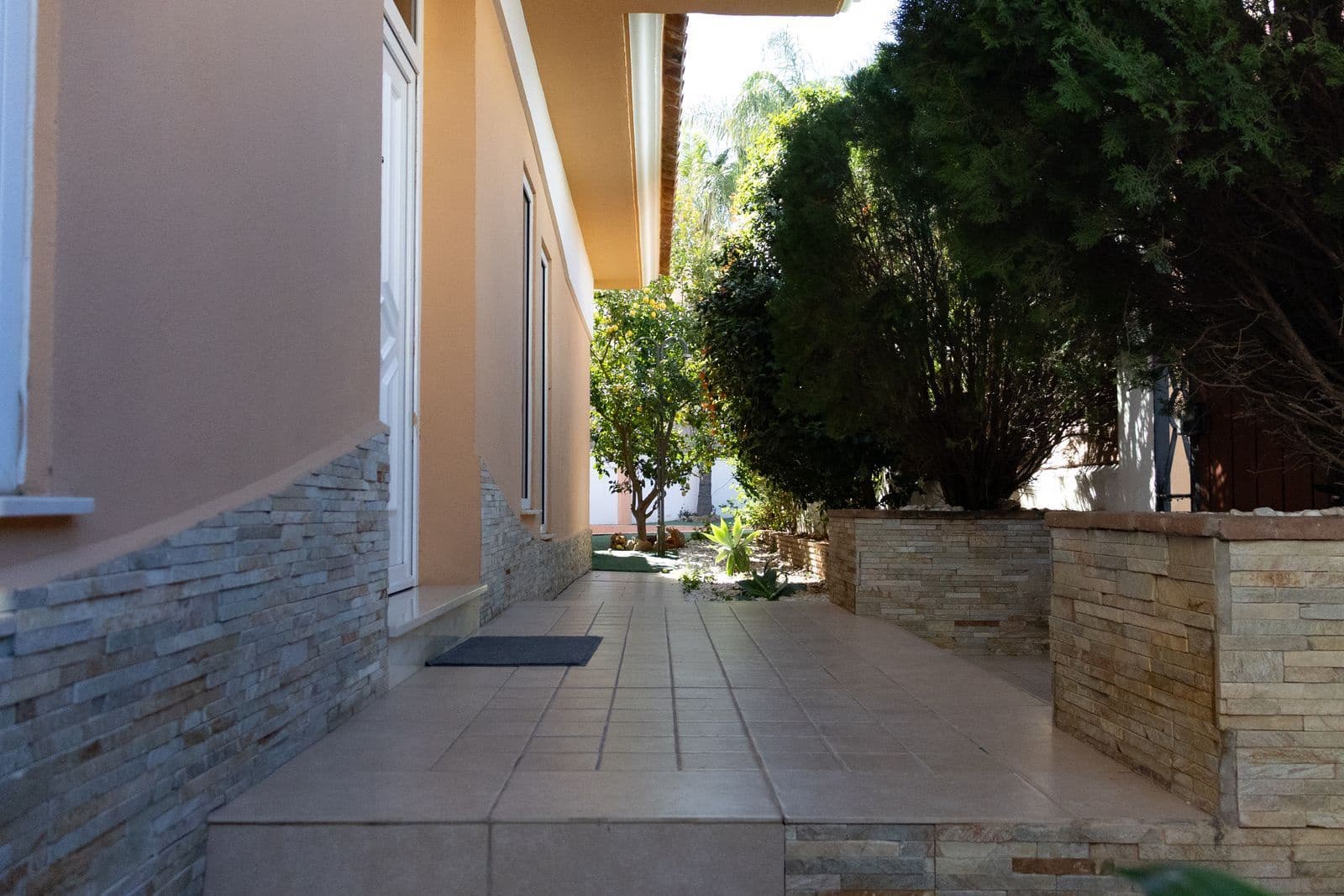 Chalet de 6 habitaciones en Torremolinos en venta - 1.500.000 € (Ref: 9677287)