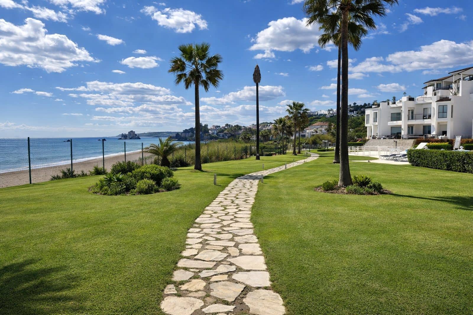 2 soverom Leilighet til salgs i Bahia de Casares - € 980 000 (Ref: 9677300)