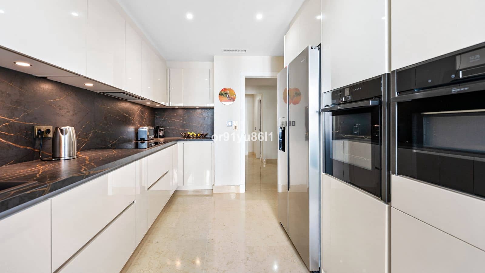 2 makuuhuone Huoneisto myytävänä paikassa Los Arqueros - 625 000 € (Ref: 9677304)