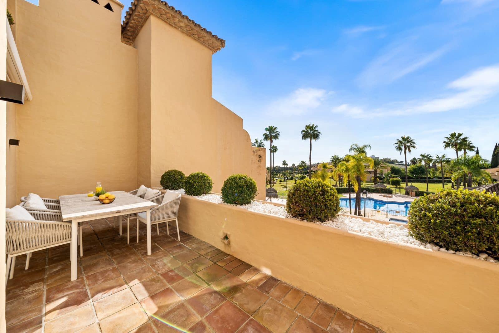 3 chambre Penthouse à vendre à Benahavis - 925 000 € (Ref: 9677309)