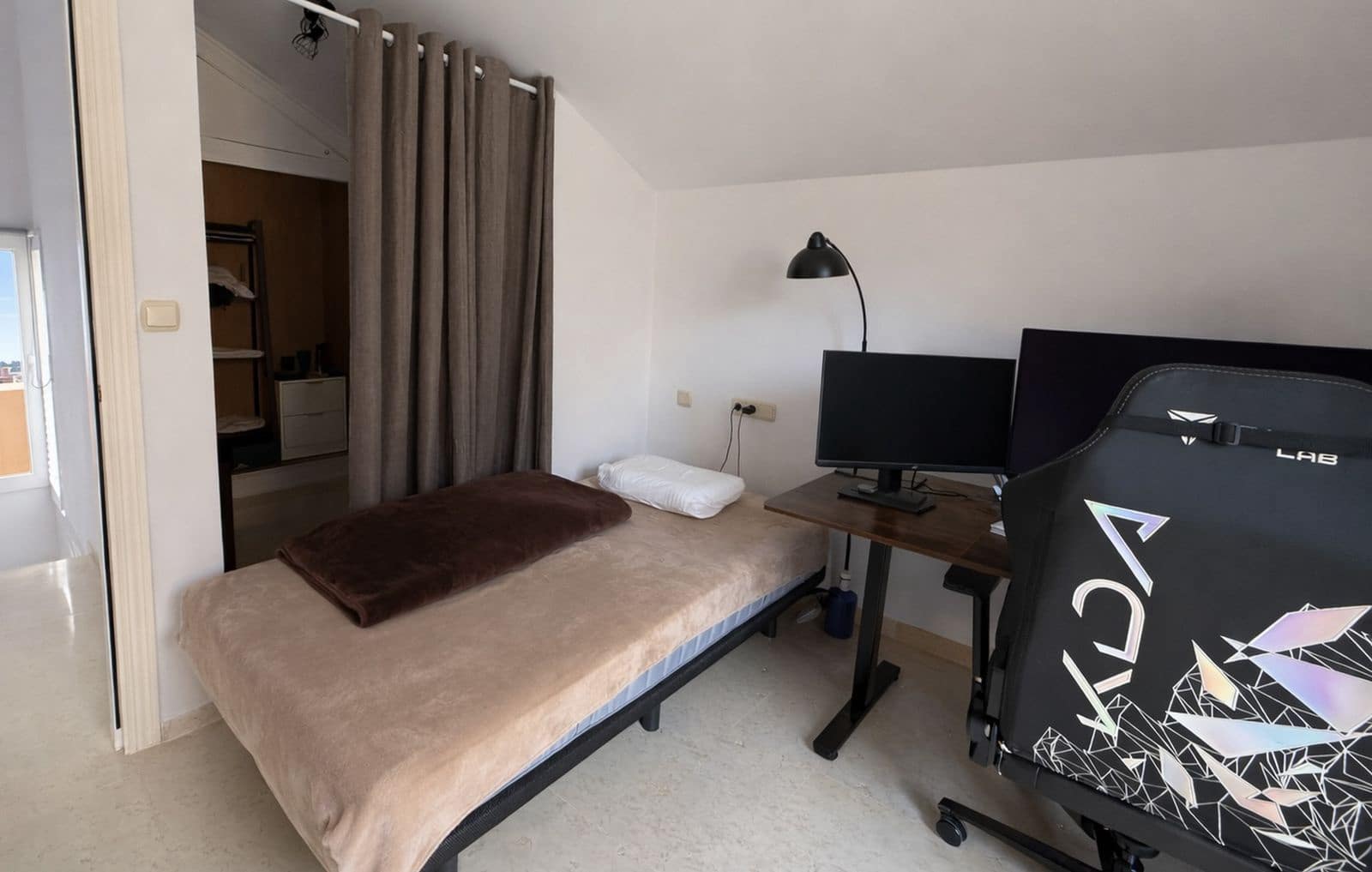 2 bedroom Penthouse for sale in Elviria - € 565,000 (Ref: 9677312)