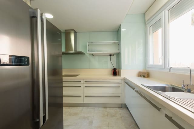 3 soveværelse Penthouse til salg i Nueva Andalucia, Marbella - € 690.000 (Ref: 9677313)