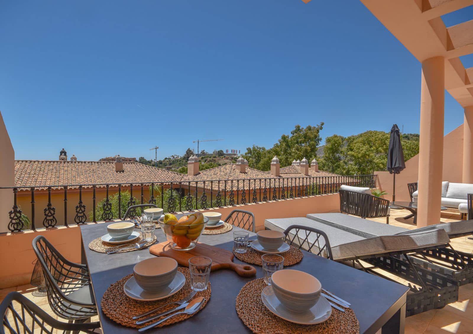 3 soveværelse Penthouse til salg i Nueva Andalucia - € 690.000 (Ref: 9677313)
