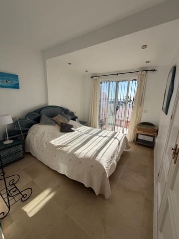 Ático de 3 habitaciones en Bahia de Casares, Casares en venta - 450.000 € (Ref: 9677314)