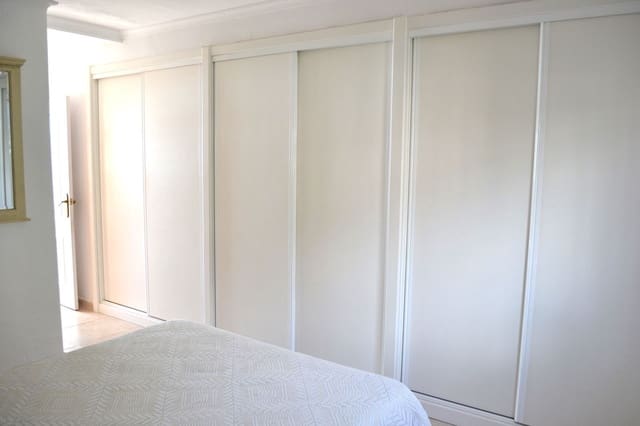 1 makuuhuone Kattohuoneisto myytävänä paikassa Benalmádena - 320 000 € (Ref: 9677316)