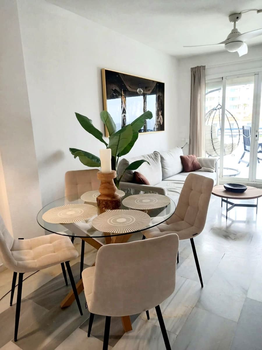 2 slaapkamer Penthouse te koop in Mijas Costa - € 495.000 (Ref: 9677317)