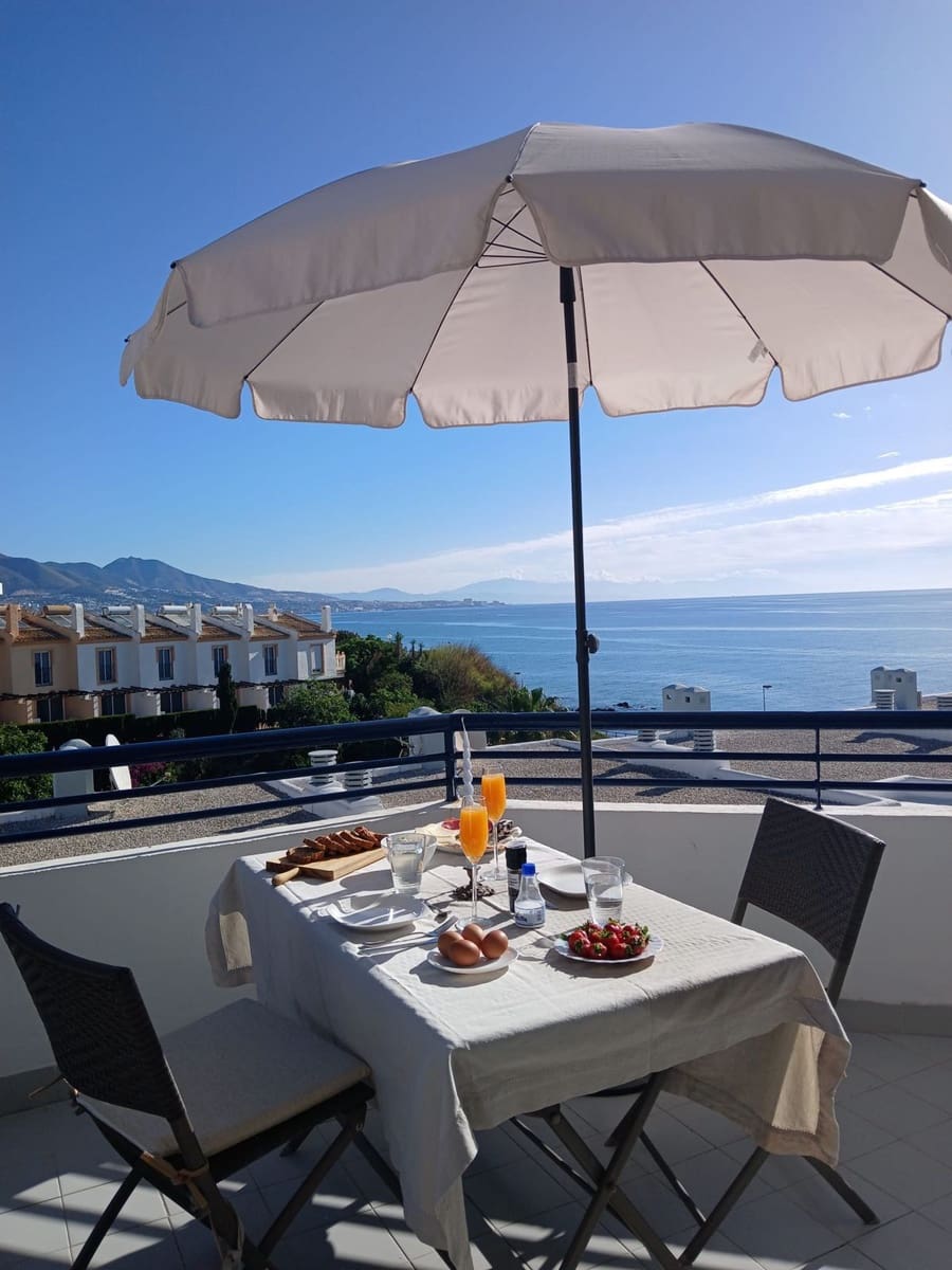 2 slaapkamer Penthouse te koop in Mijas Costa - € 495.000 (Ref: 9677317)