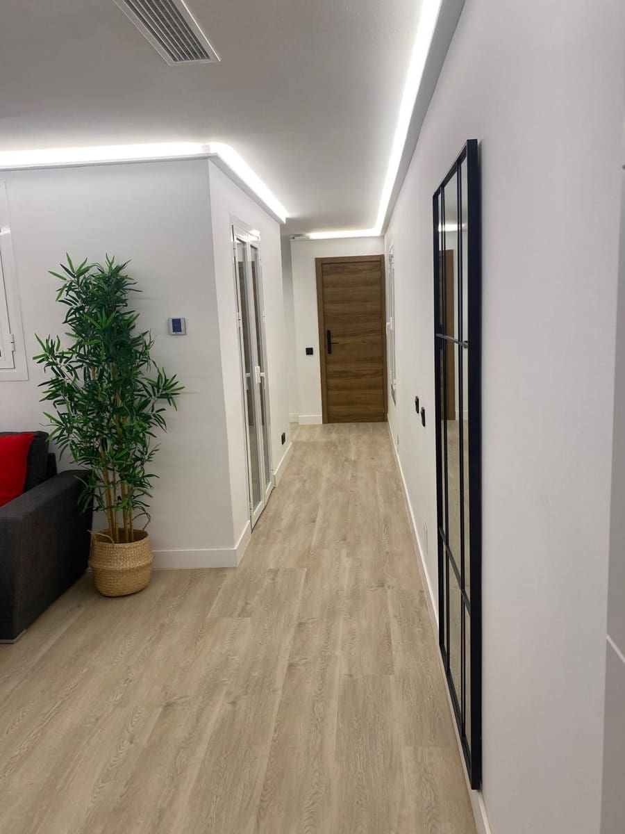 4 sovrum Lägenhet till salu i Puerto Banus - 1 300 000 € (Ref: 9694911)