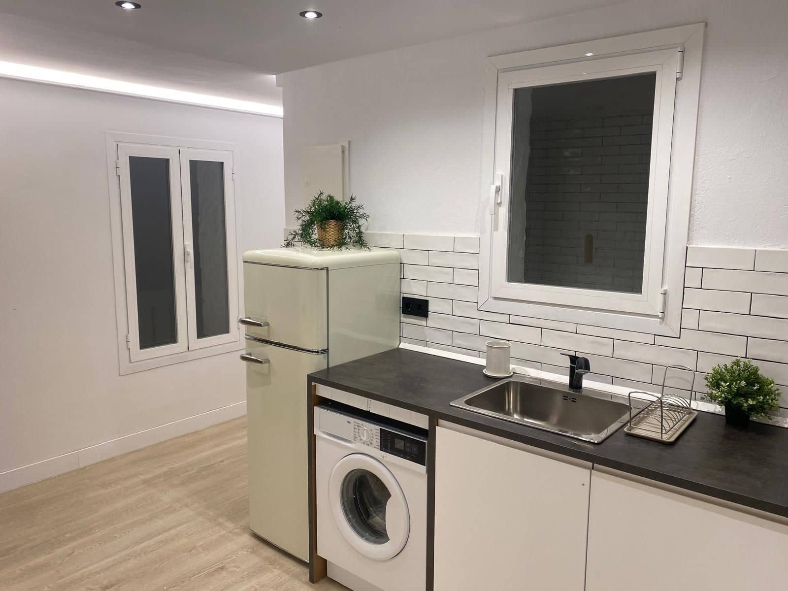 4 sovrum Lägenhet till salu i Puerto Banus - 1 300 000 € (Ref: 9694911)