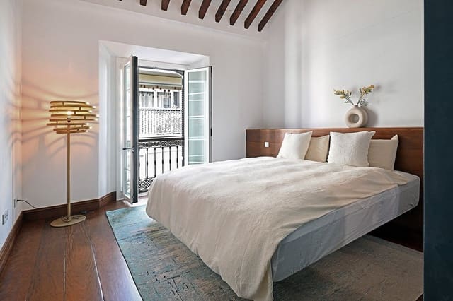 4 bedroom Penthouse for sale in Málaga city - € 2,800,000 (Ref: 9694912)