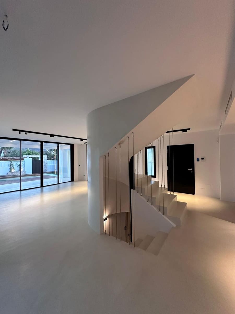 Chalet de 4 habitaciones en Costalita en venta - 1.495.000 € (Ref: 9694915)