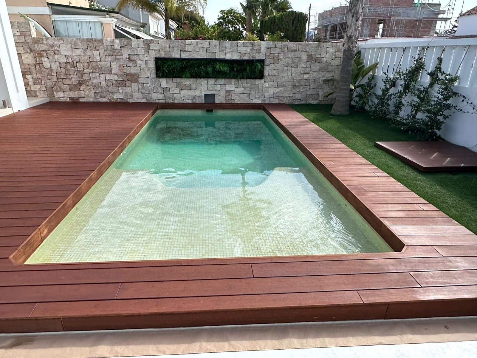 Chalet de 4 habitaciones en Costalita en venta - 1.495.000 € (Ref: 9694915)