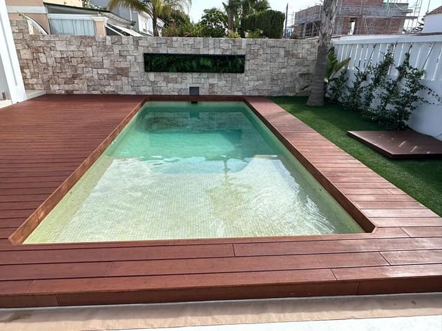 4 soveværelse Villa til salg i Costalita, Estepona - € 1.495.000 (Ref: 9694915)