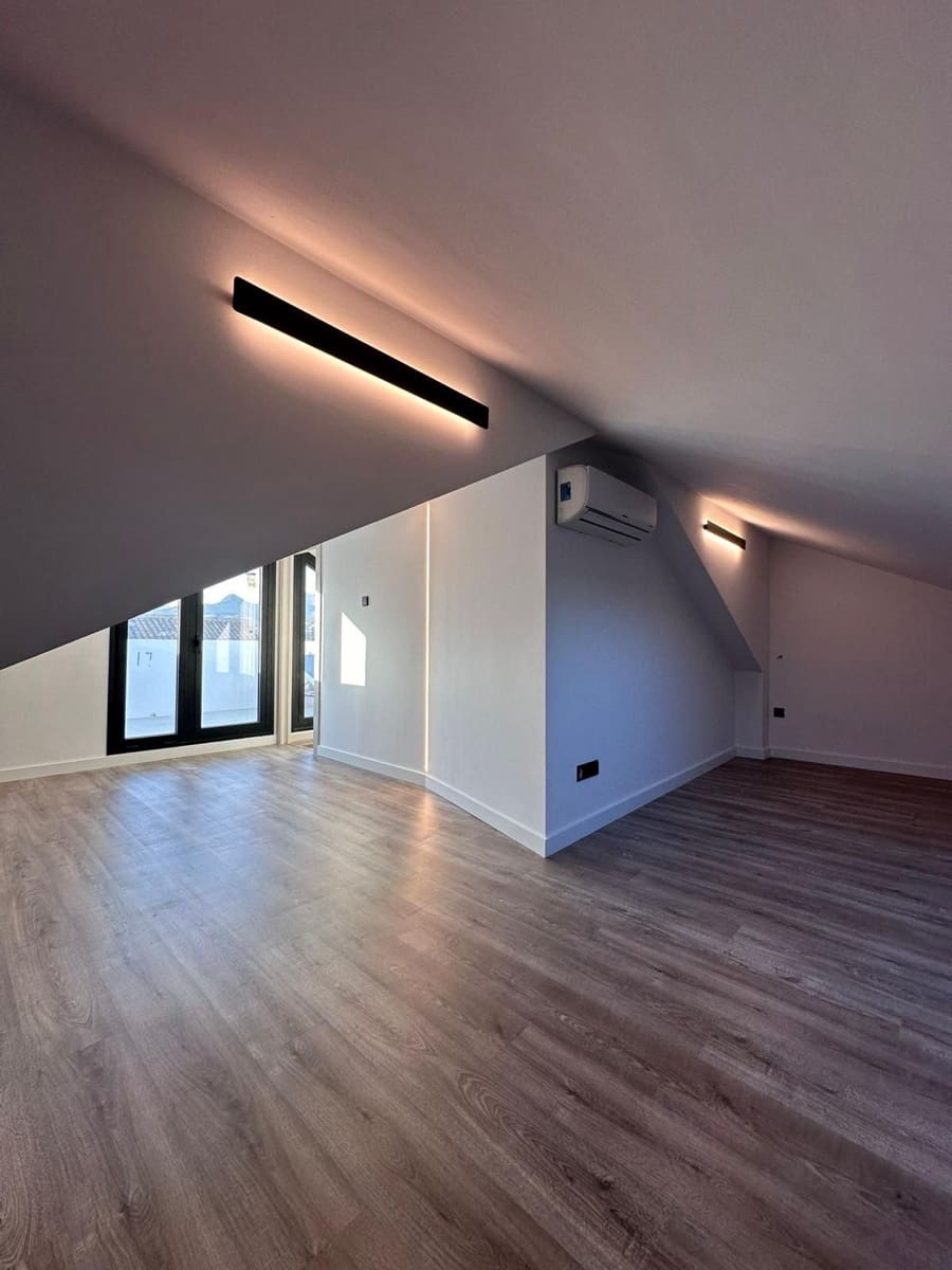 Chalet de 4 habitaciones en Costalita en venta - 1.495.000 € (Ref: 9694915)