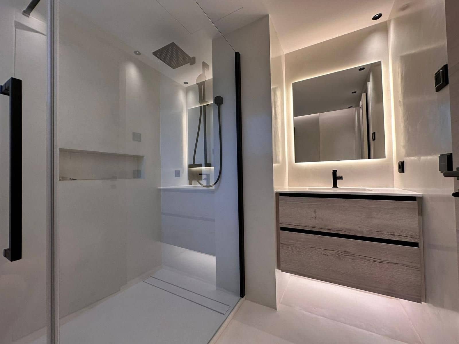 Chalet de 4 habitaciones en Costalita en venta - 1.495.000 € (Ref: 9694915)