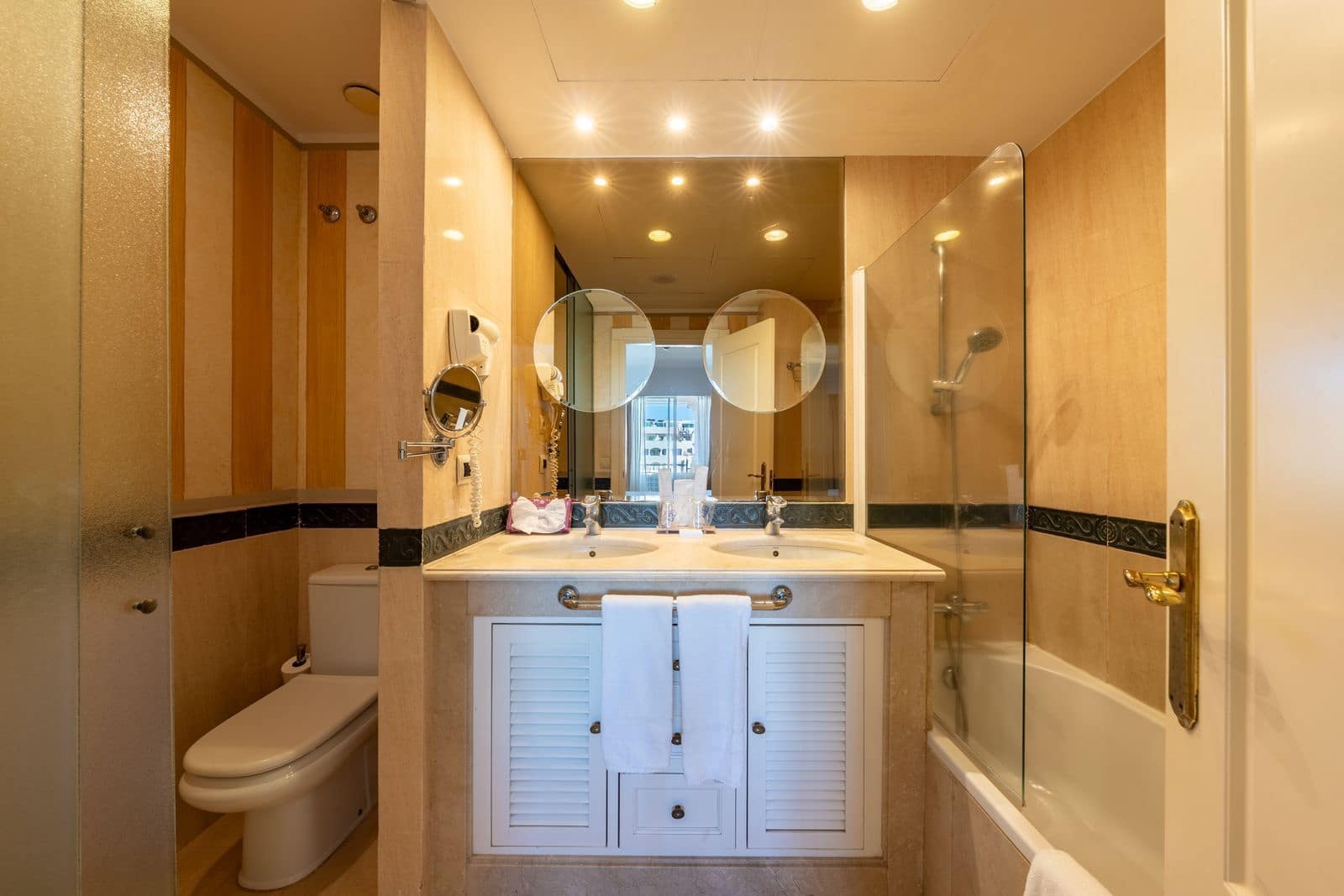 2 soverom Leilighet til salgs i Marbella - € 890 000 (Ref: 9694918)