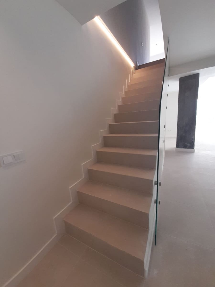 3 soveværelse Lejlighed til salg i Malaga by - € 485.000 (Ref: 9694919)