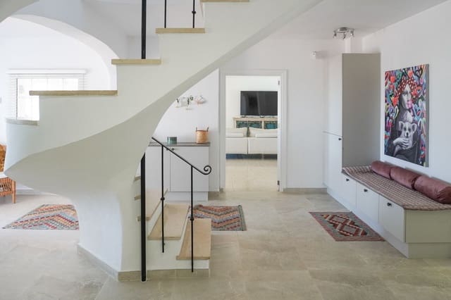 4 sovrum Villa till salu i Buenas Noches, Estepona - 899 000 € (Ref: 9694921)