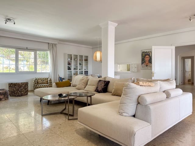 4 sovrum Villa till salu i Buenas Noches, Estepona - 899 000 € (Ref: 9694921)