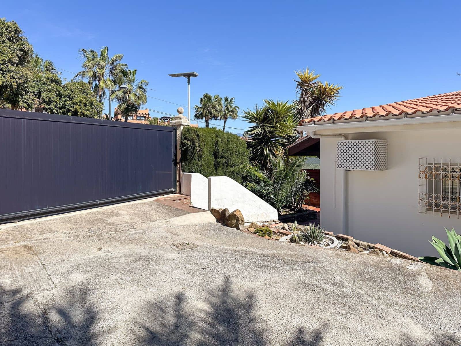 4 bedroom Villa for sale in Buenas Noches - € 899,000 (Ref: 9694921)