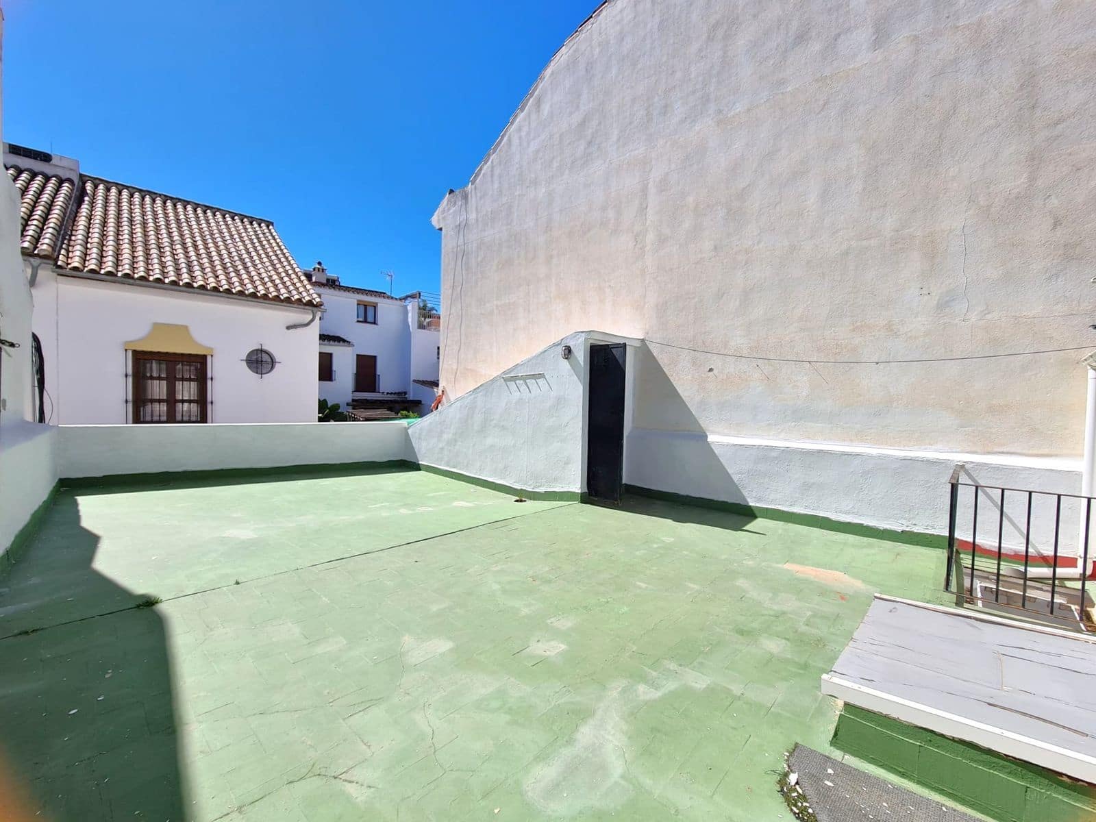 3 soveværelse Semi-Rækkehus til salg i Estepona - € 435.000 (Ref: 9694925)