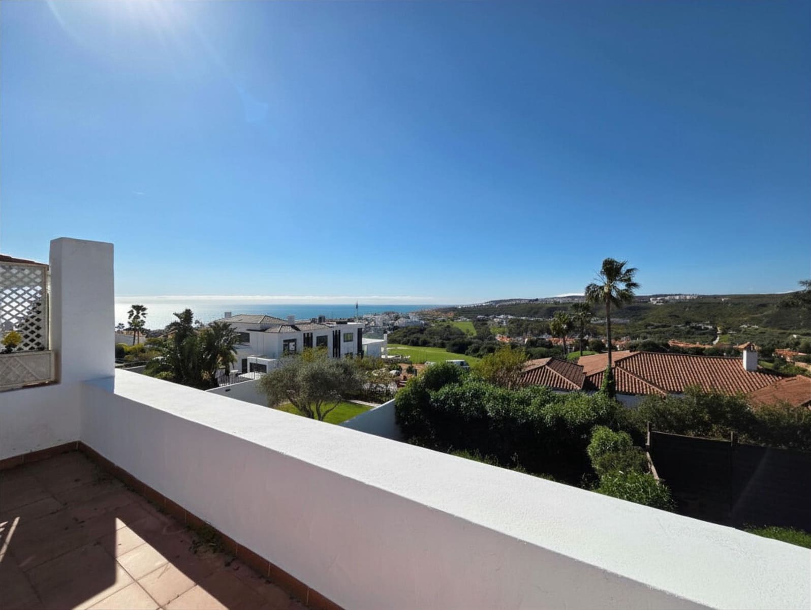 3 soveværelse Byhus til salg i La Duquesa / Puerto de la Duquesa - € 395.000 (Ref: 9694927)