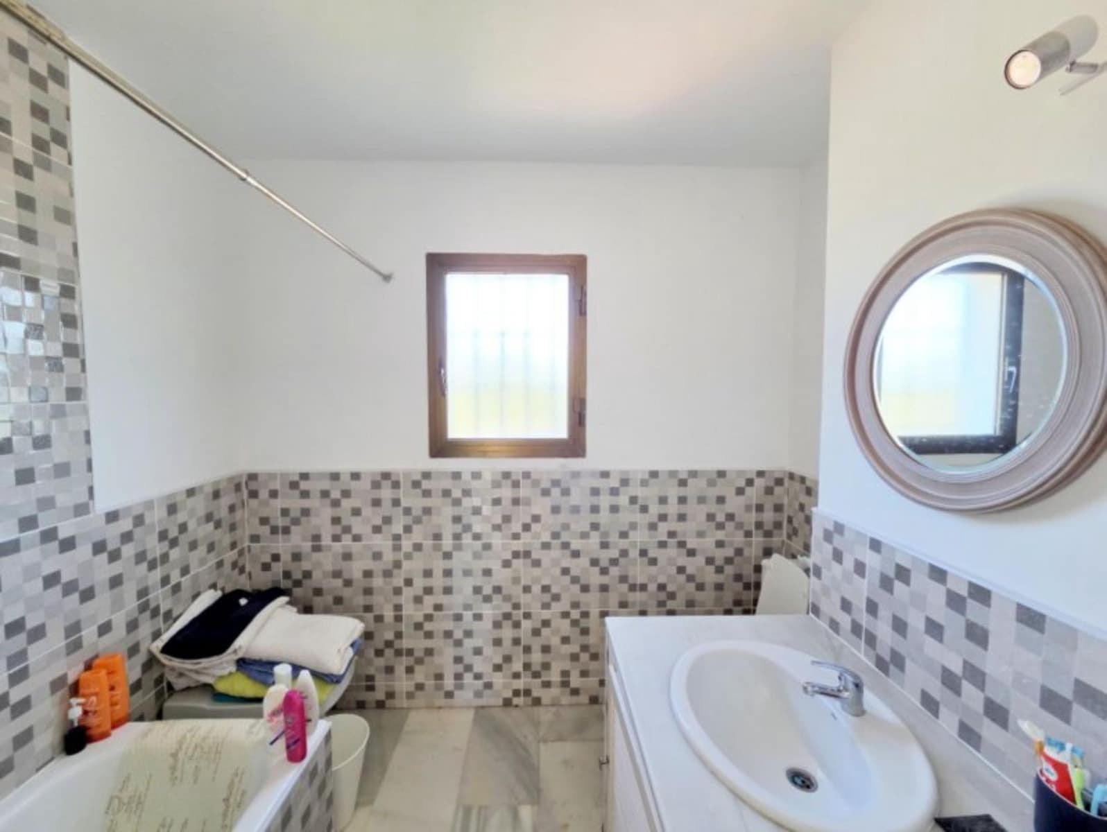 3 soveværelse Byhus til salg i La Duquesa / Puerto de la Duquesa - € 395.000 (Ref: 9694927)