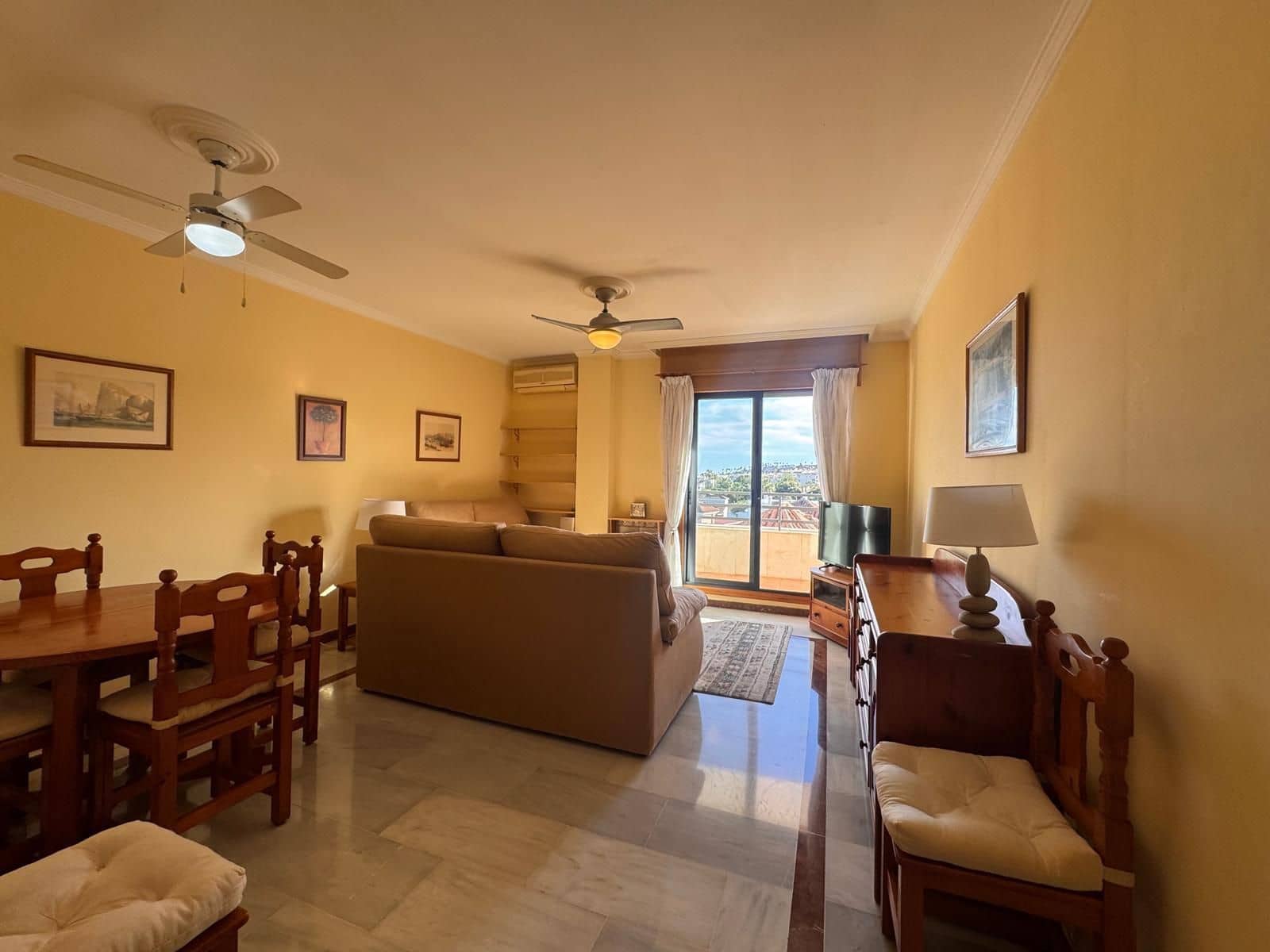 3 soveværelse Lejlighed til salg i Manilva - € 270.000 (Ref: 9694938)