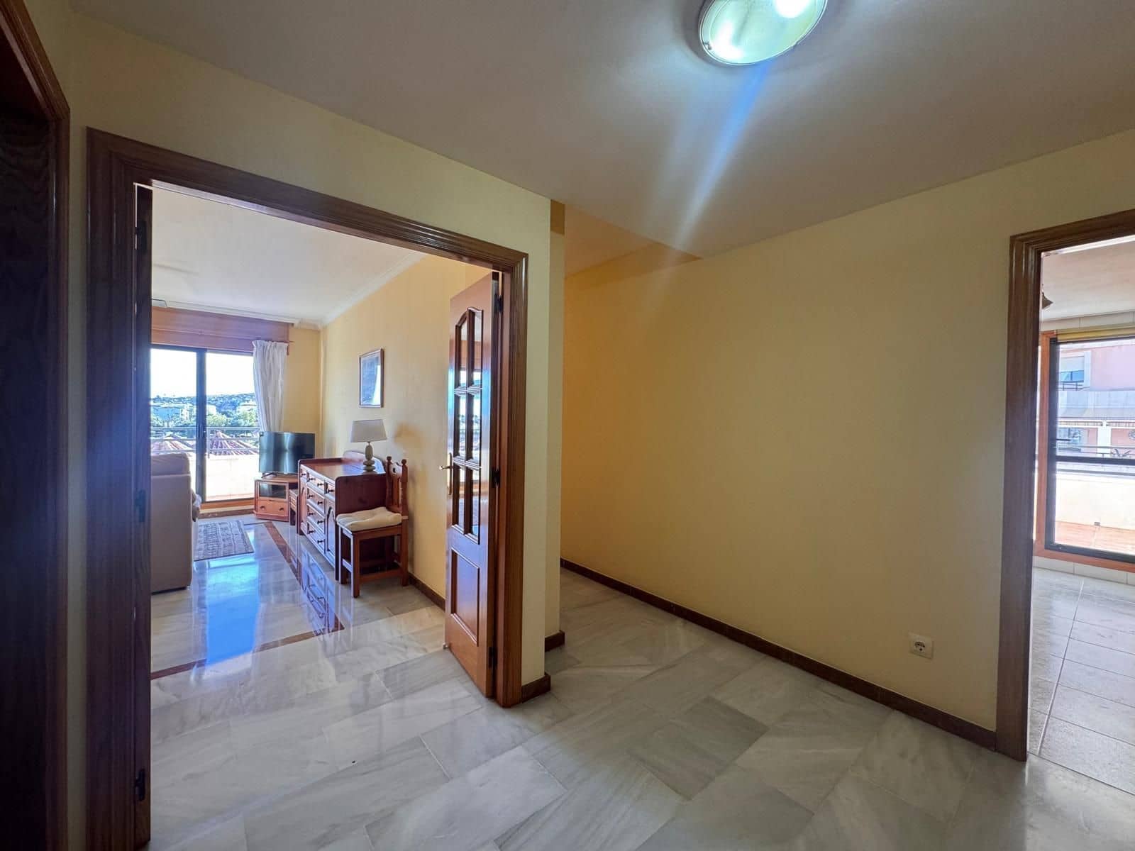 3 soveværelse Lejlighed til salg i Manilva - € 270.000 (Ref: 9694938)