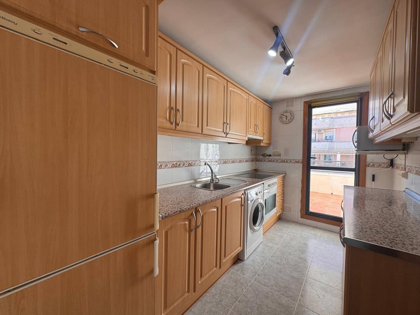 3 soveværelse Lejlighed til salg i Manilva - € 270.000 (Ref: 9694938)