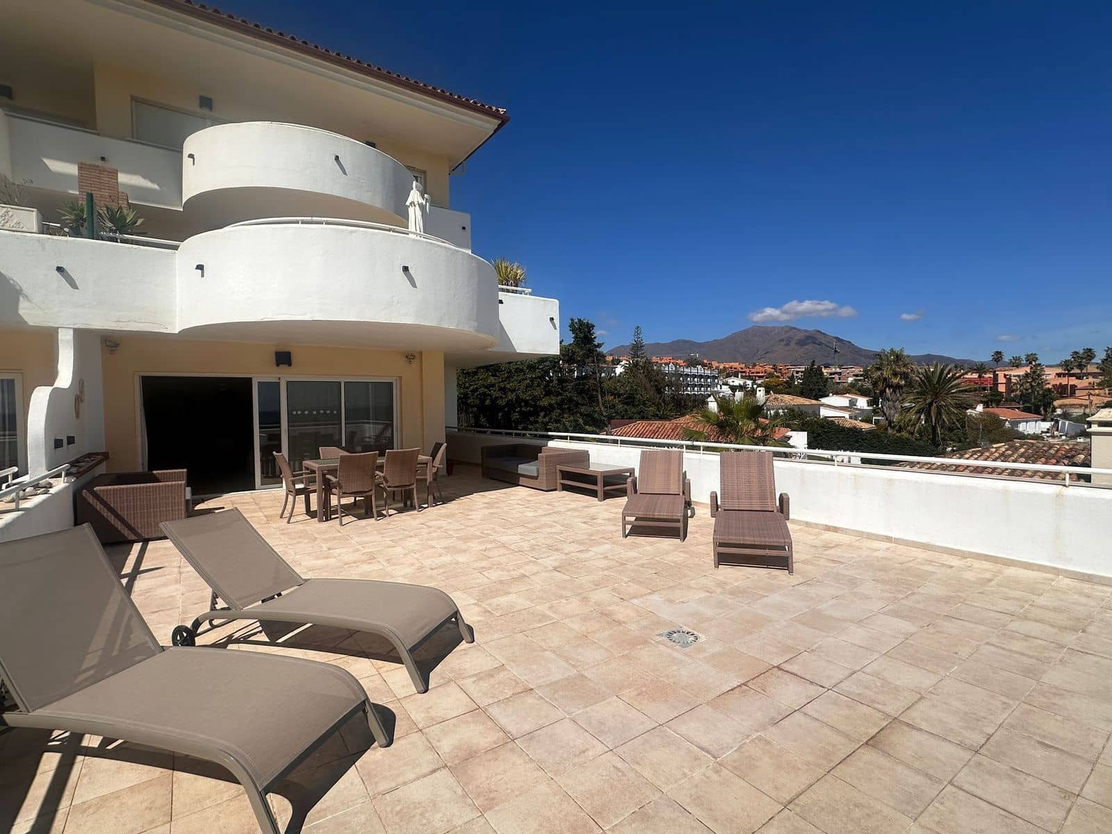 2 Zimmer Apartment zu verkaufen in Bahia de Casares - 567.000 € (Ref: 9694939)