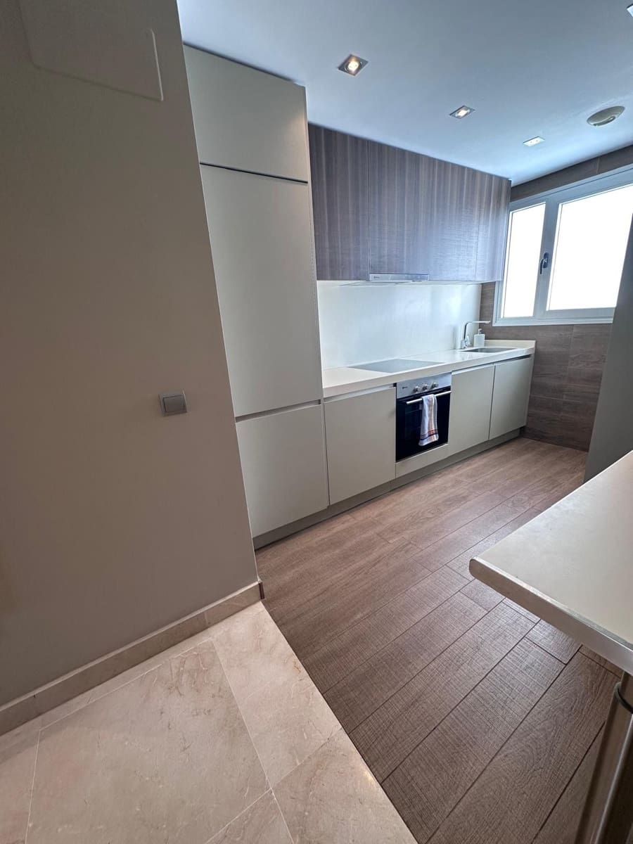 3 soveværelse Lejlighed til salg i San Pedro de Alcantara - € 665.000 (Ref: 9694946)