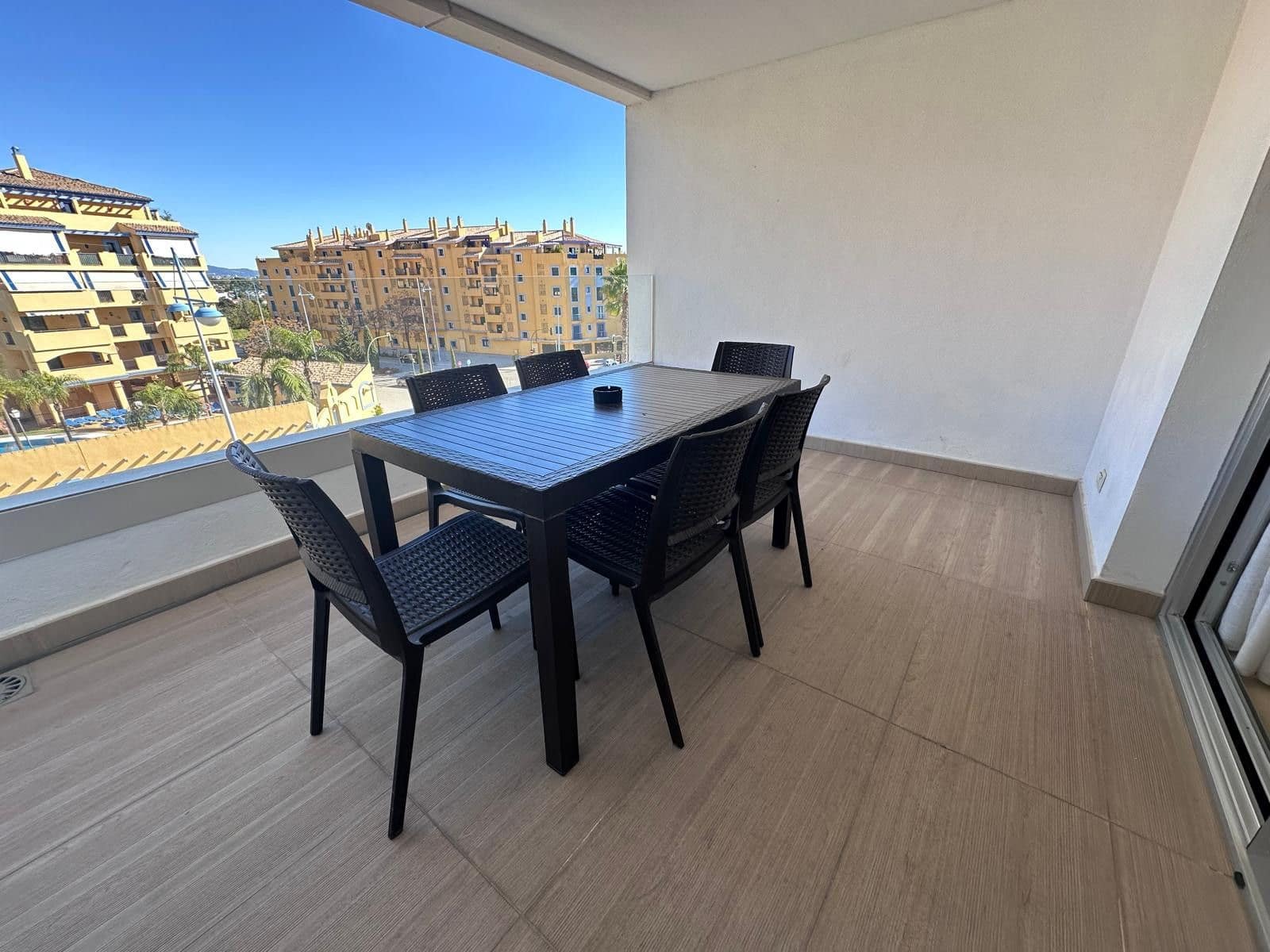 3 soveværelse Lejlighed til salg i San Pedro de Alcantara - € 665.000 (Ref: 9694946)