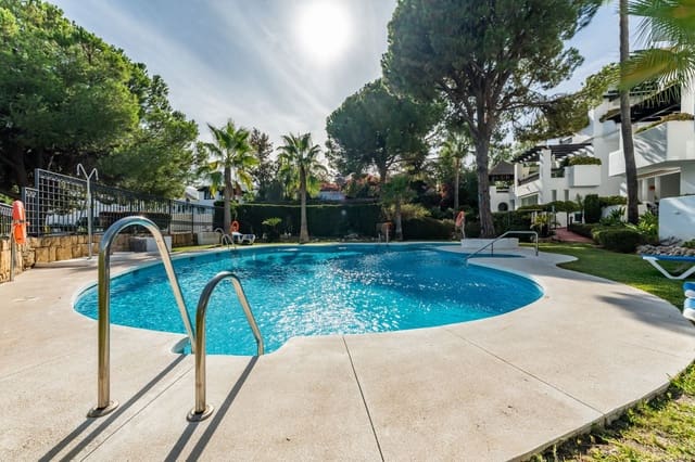2 soveværelse Lejlighed til salg i Río Real, Marbella - € 569.000 (Ref: 9694948)