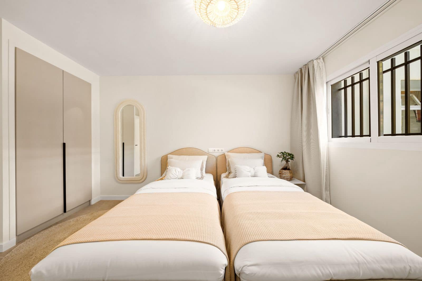 Apartamento de 3 habitaciones en La Quinta en venta - 899.000 € (Ref: 9694951)