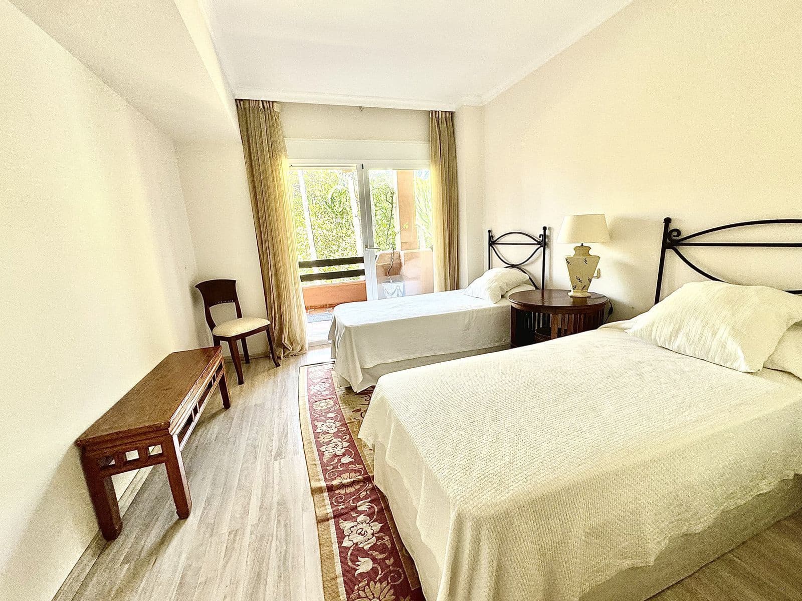 3 sypialnia Apartament na sprzedaż w Guadalmina - 1 050 000 € (Ref: 9694952)