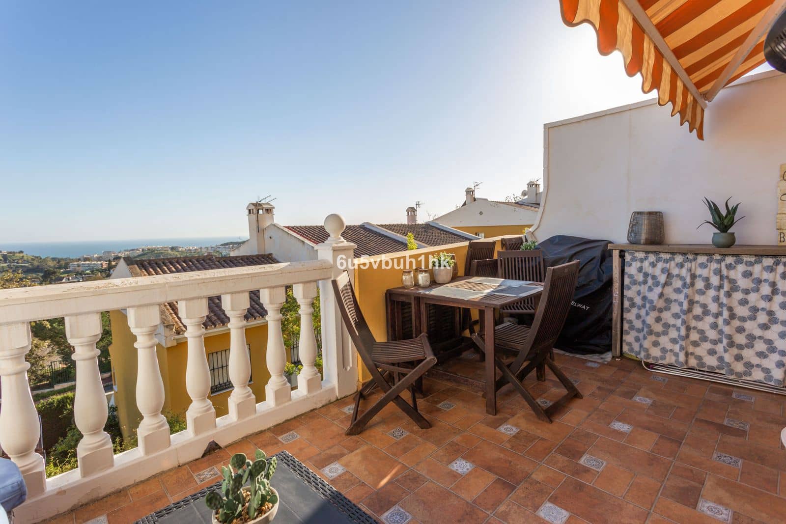 Casa de 4 habitaciones en Benalmádena en venta - 589.000 € (Ref: 9694955)